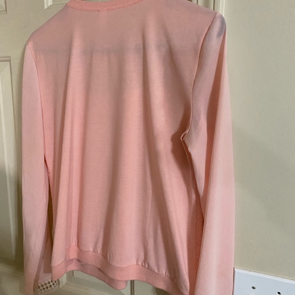 Women embroidery top - Picture 2 of 3